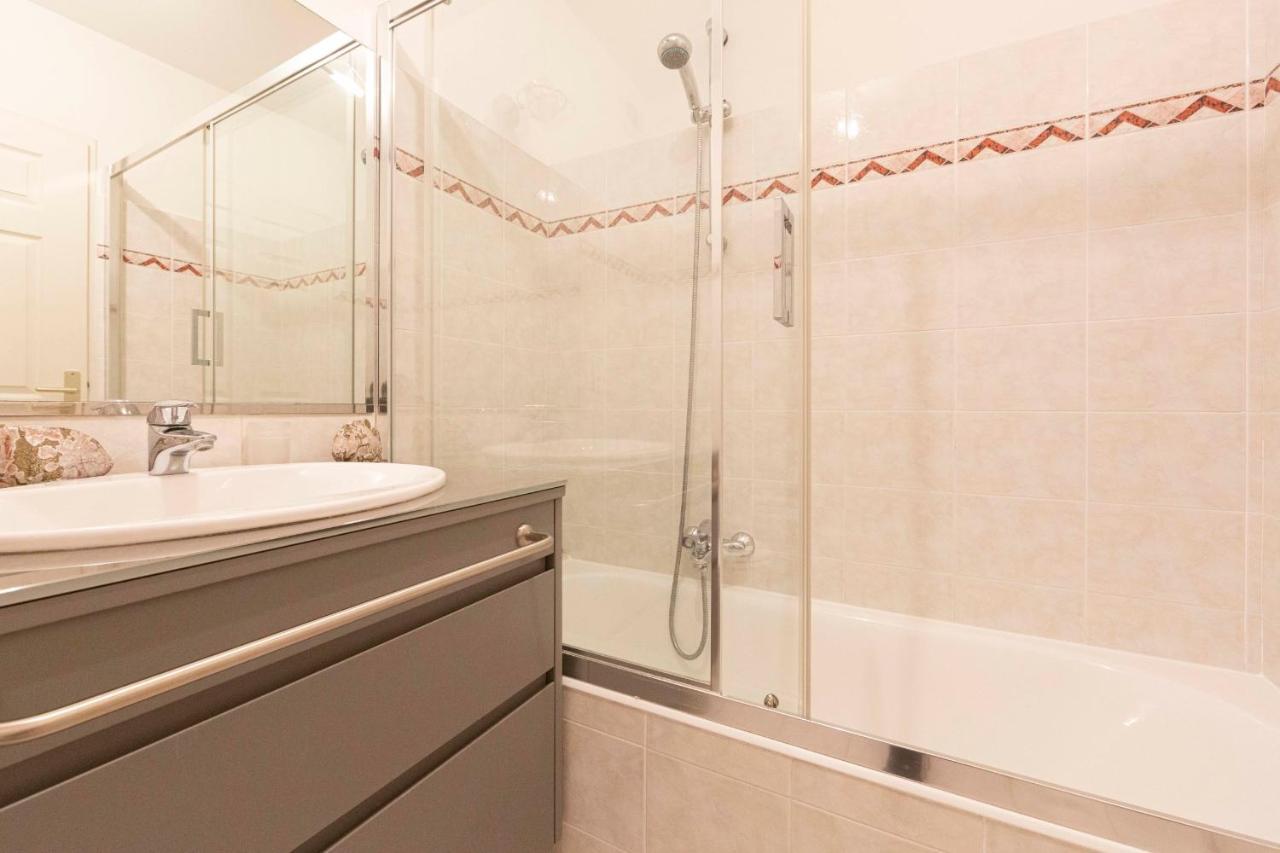 Apartment 2 Bedrooms 2 Bathrooms Clear View In Palm Beach Area Канны Экстерьер фото